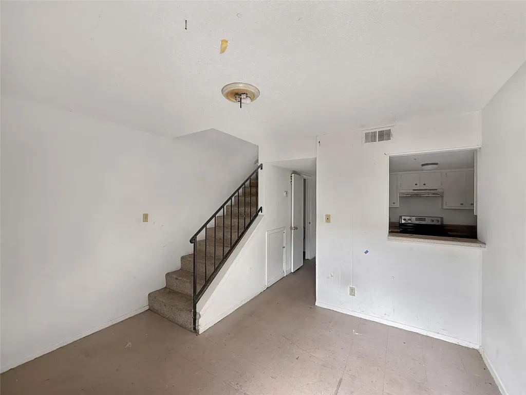 8611 Putnam Drive Austin TX 78757