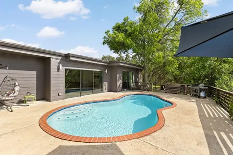 6806 Silvermine Drive Austin TX 78736