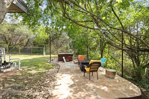 6806 Silvermine Drive Austin TX 78736