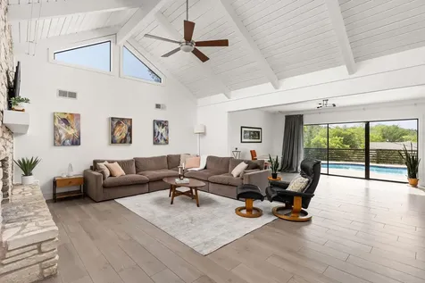 6806 Silvermine Drive Austin TX 78736