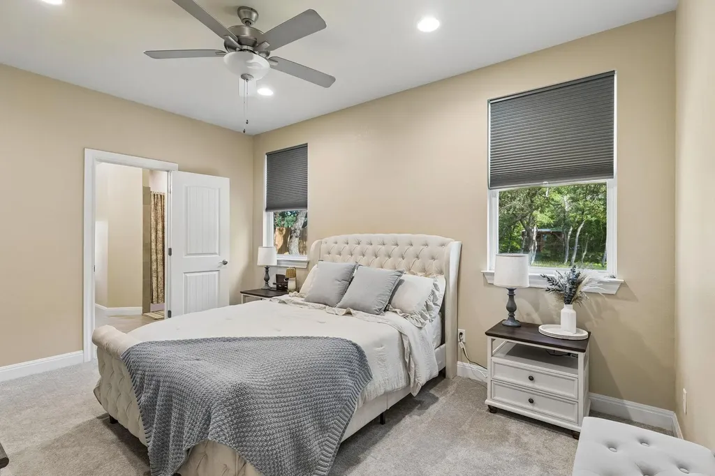 904 Central Boulevard Bertram TX 78605