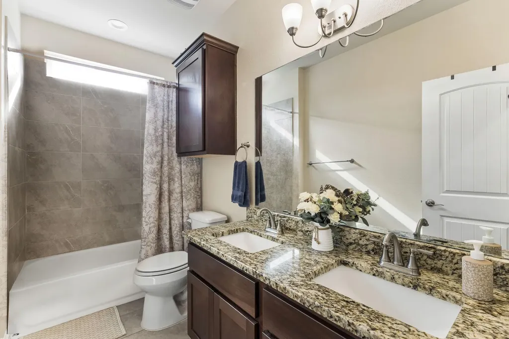 904 Central Boulevard Bertram TX 78605