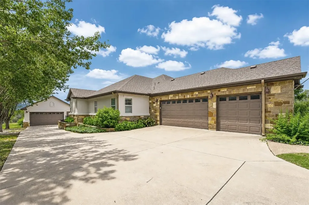 229 Sebastian Lane Georgetown TX 78633