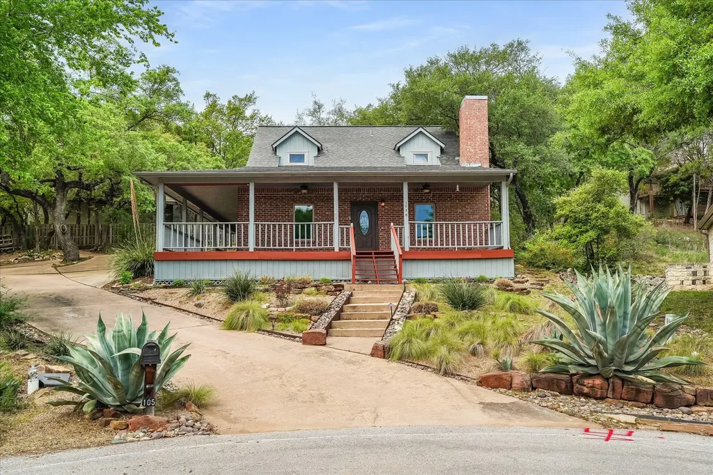 105 Fallbrook Court Lakeway TX 78734