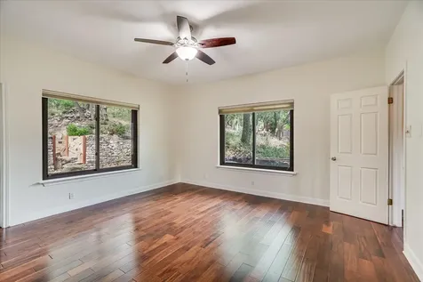 105 Fallbrook Court Lakeway TX 78734