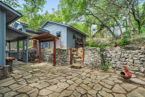 105 Fallbrook Court Lakeway TX 78734