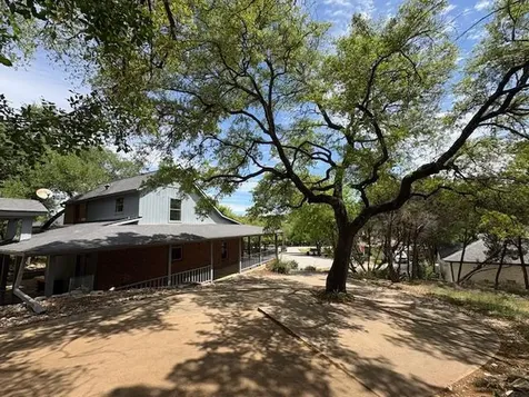 105 Fallbrook Court Lakeway TX 78734
