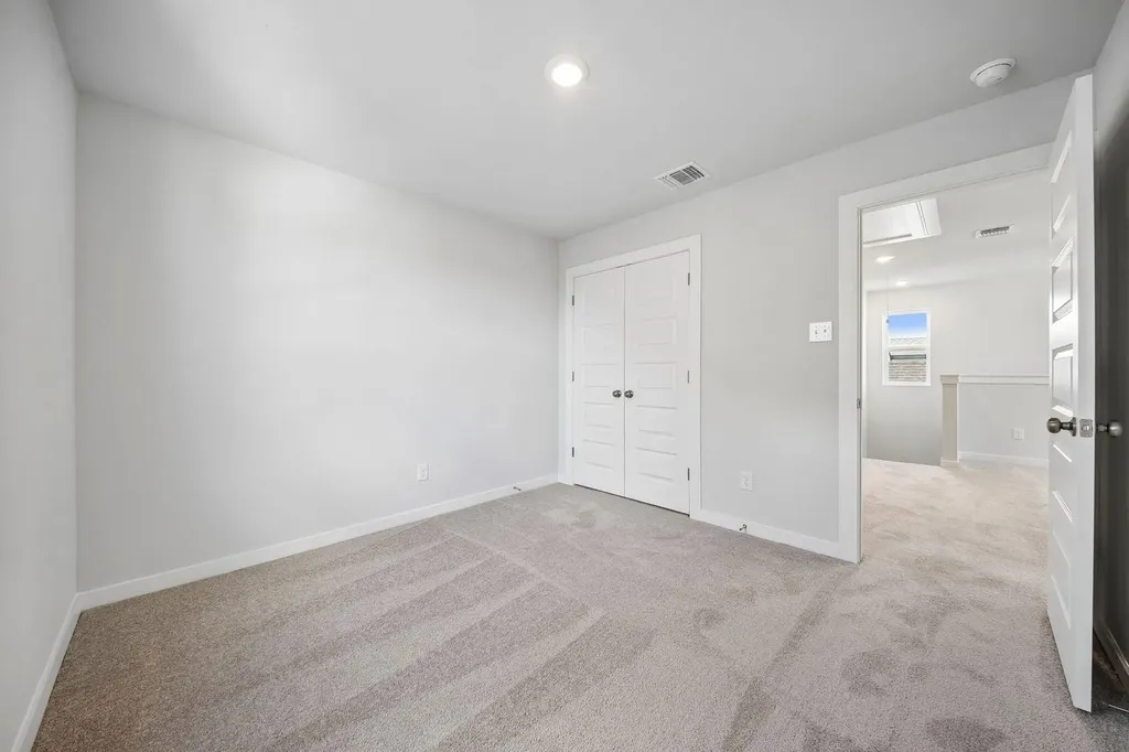 10913 Tallsalt Drive Austin TX 78754