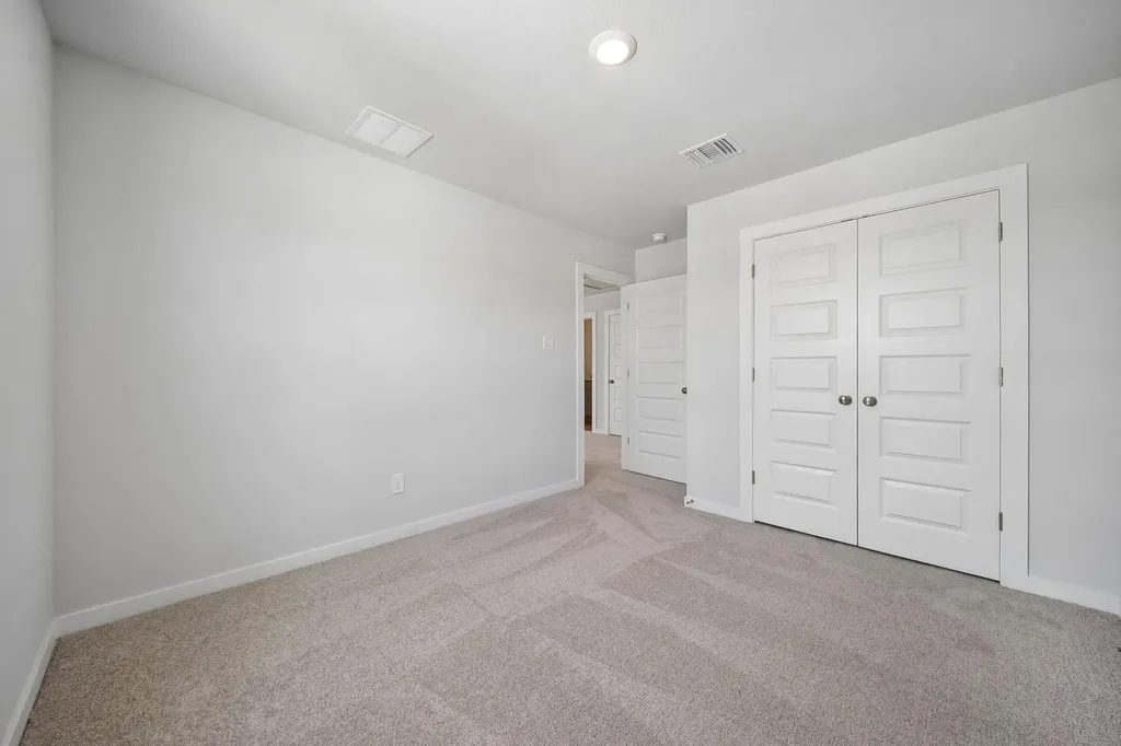 10913 Tallsalt Drive Austin TX 78754