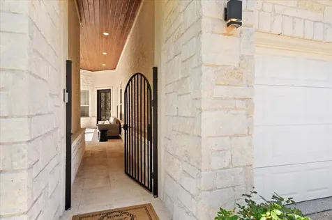 14521 American Kestrel Drive Austin TX 78738