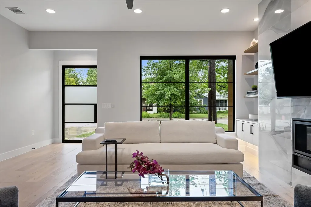 5405 Montview Street Austin TX 78756
