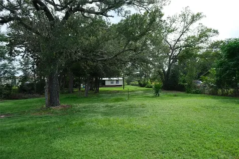 361 Lake View Drive Cedar Creek TX 78612