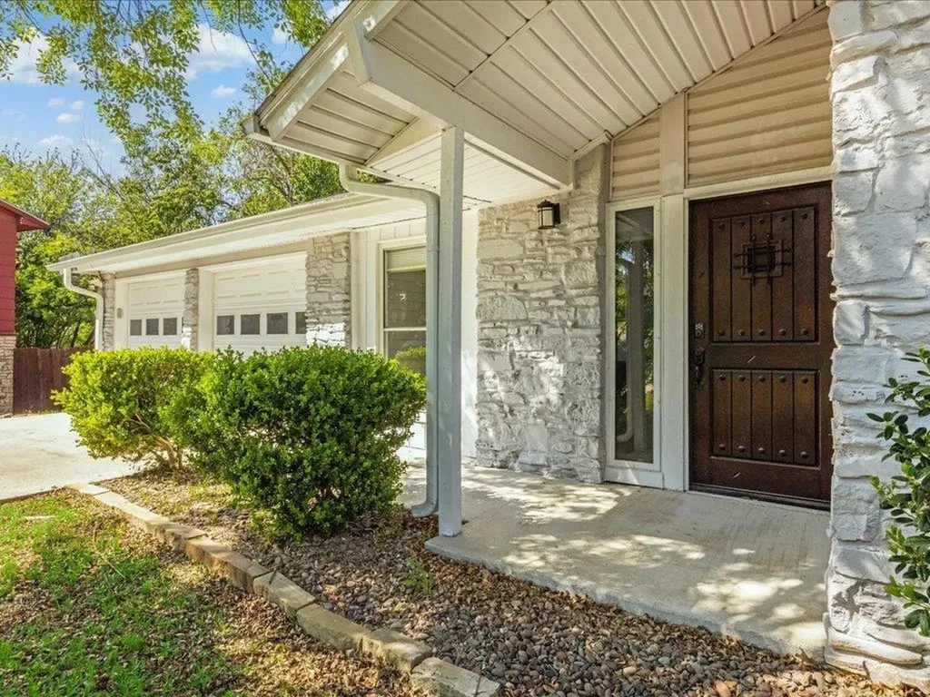 7302 Meadowood Drive Austin TX 78723