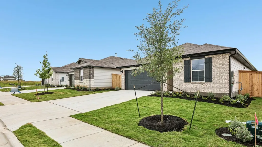 25525 Farmers Crop Lane Elgin TX 78621