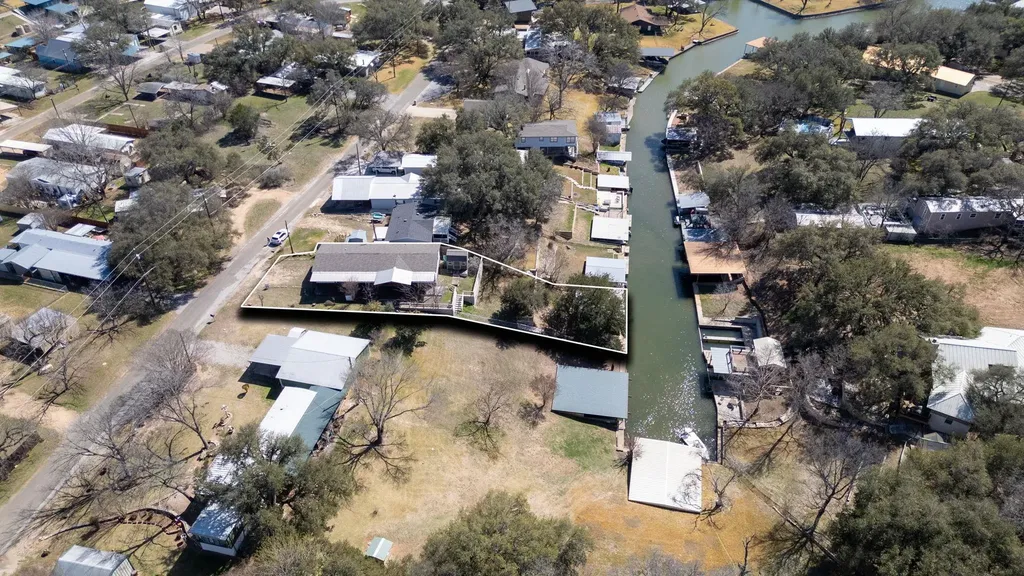 345 County Road 136c Kingsland TX 78639