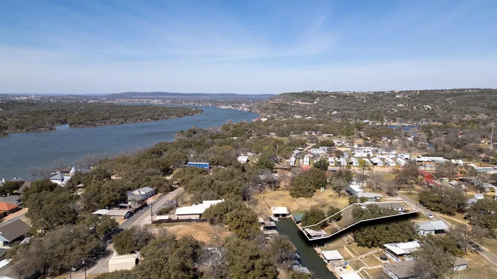 345 County Road 136c Kingsland TX 78639