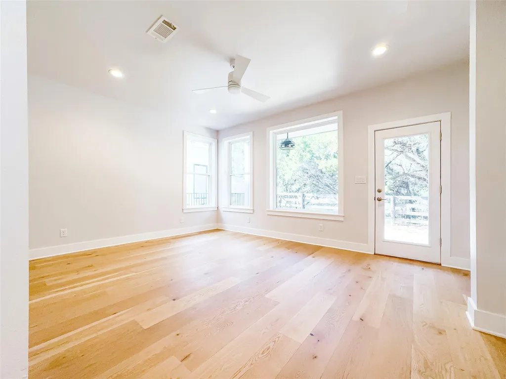 2304 Kellie Brooke Road Spicewood TX 78669