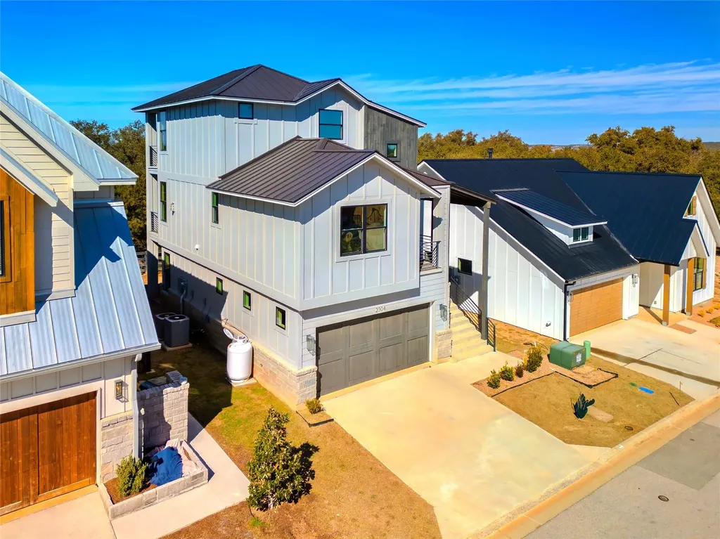2304 Kellie Brooke Road Spicewood TX 78669