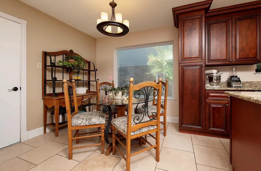 8318 Glen Canyon Drive Round Rock TX 78681