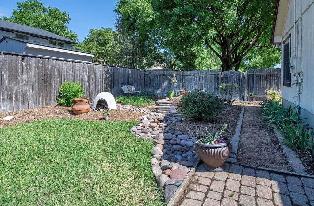 8318 Glen Canyon Drive Round Rock TX 78681