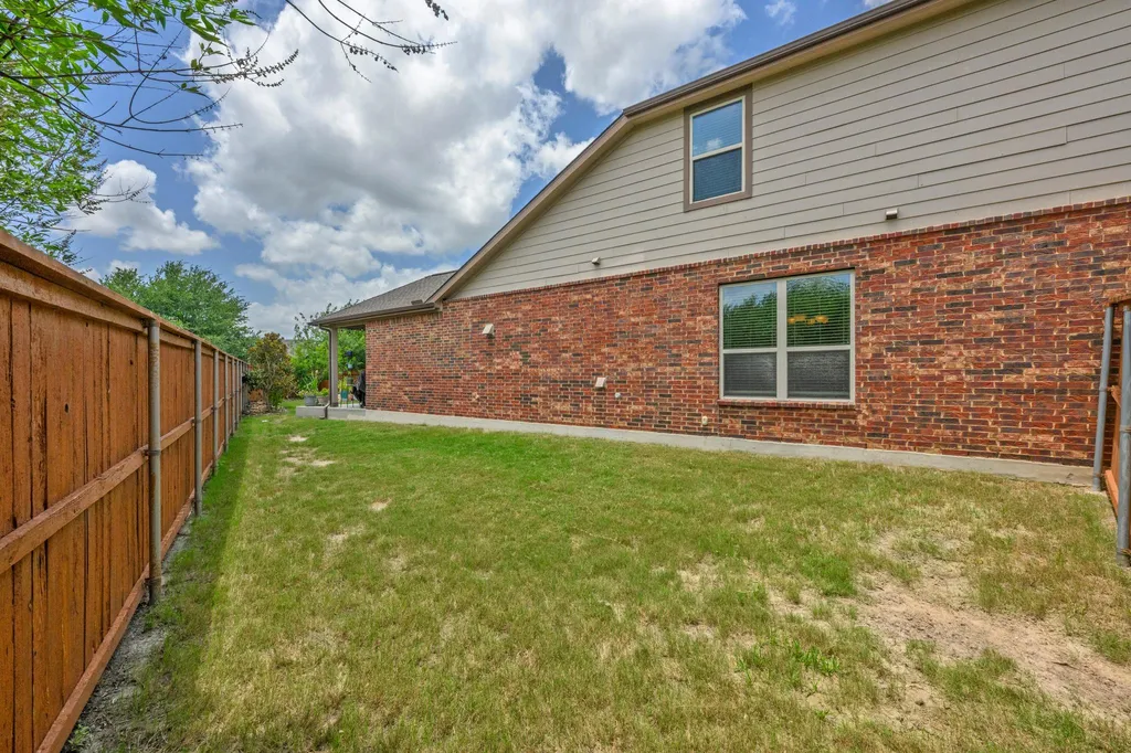 3001 Edwards Plateau Pflugerville TX 78660