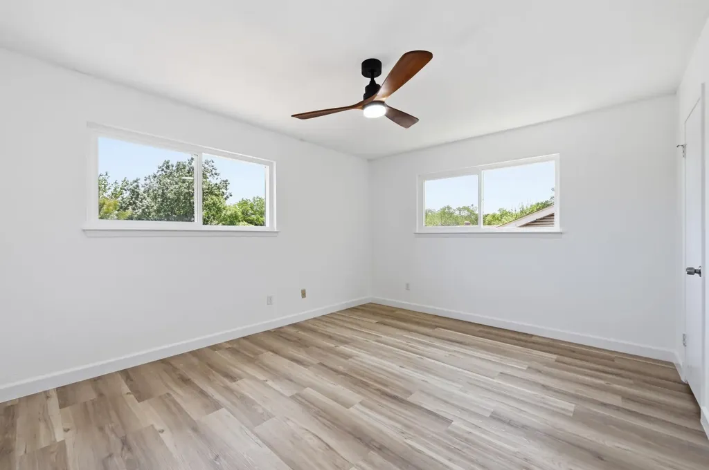2704 Jorwoods Drive Austin TX 78745