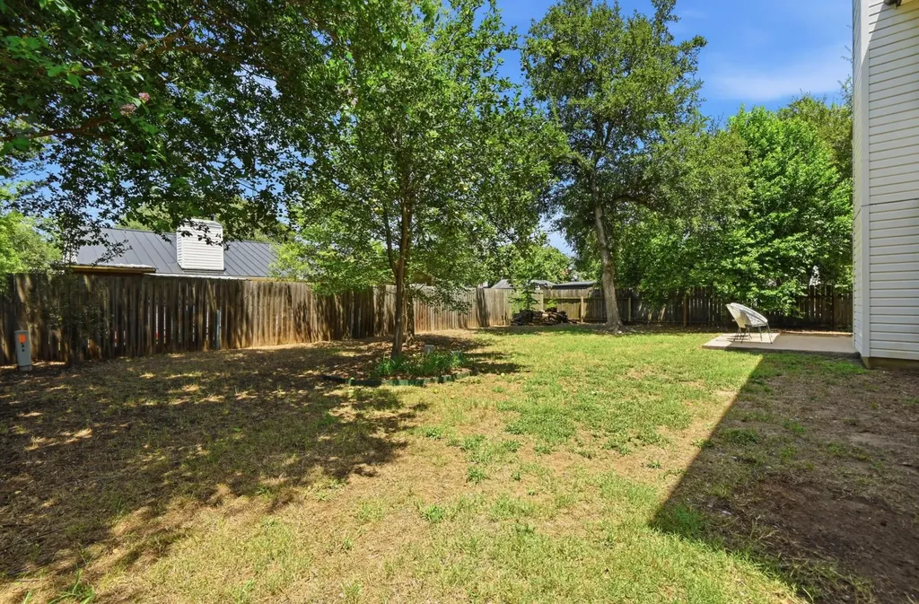 2704 Jorwoods Drive Austin TX 78745