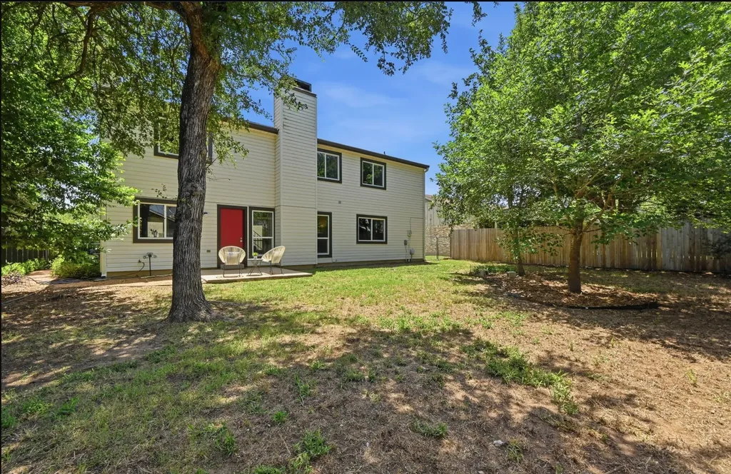 2704 Jorwoods Drive Austin TX 78745