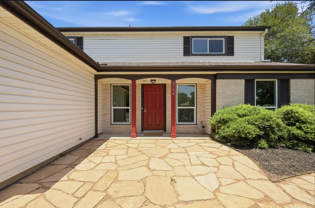 2704 Jorwoods Drive Austin TX 78745