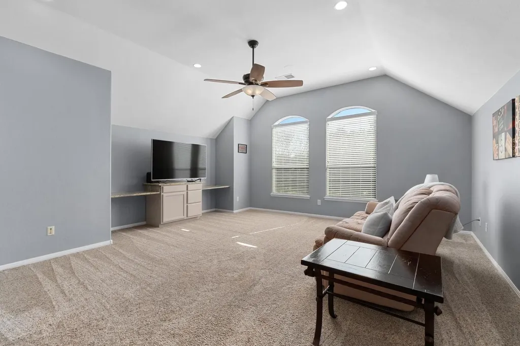 2705 Wolkin Cove Round Rock TX 78681