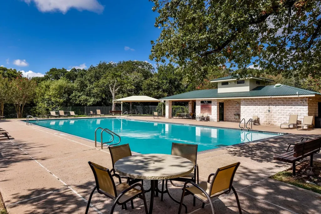 2705 Wolkin Cove Round Rock TX 78681