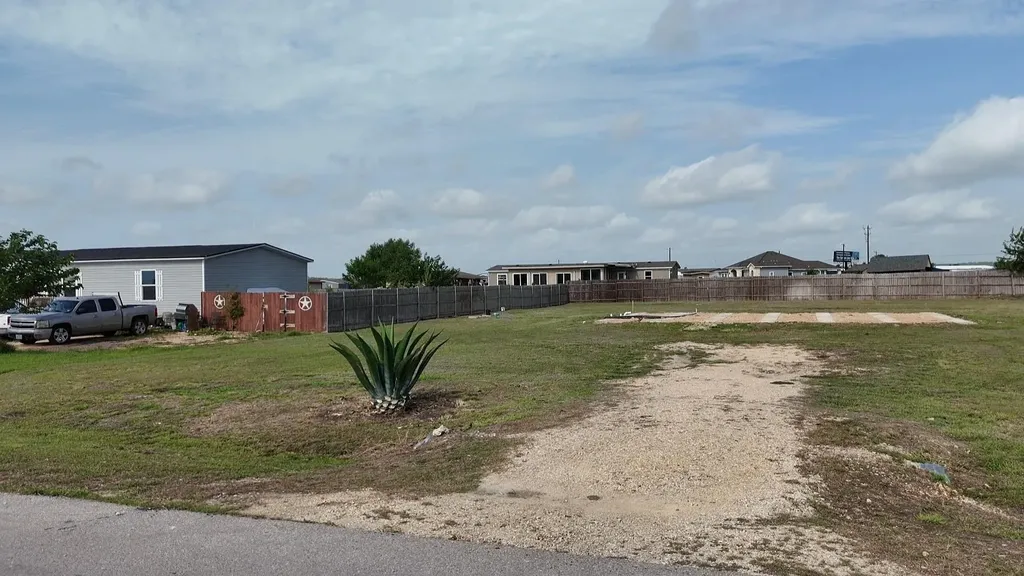 258 Arrowhead Cove Kyle TX 78640