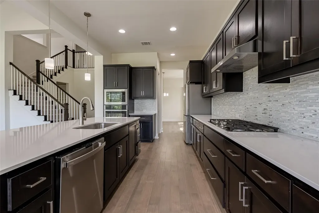 212 Eiglehart Road Austin TX 78737
