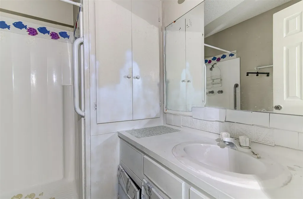 5210 Emerald Meadow Drive Austin TX 78745