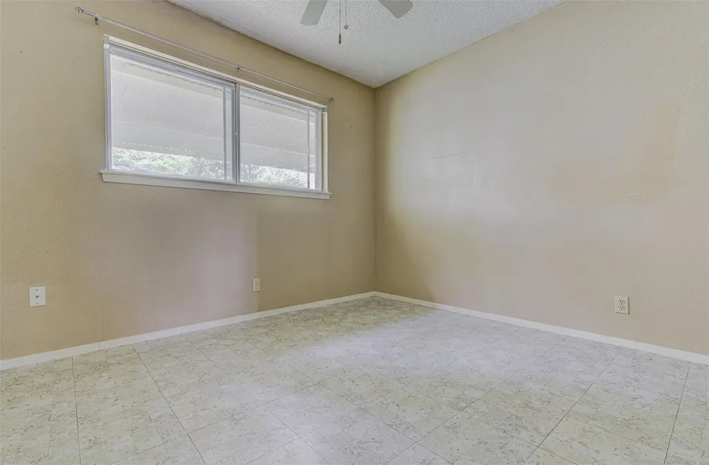 5210 Emerald Meadow Drive Austin TX 78745