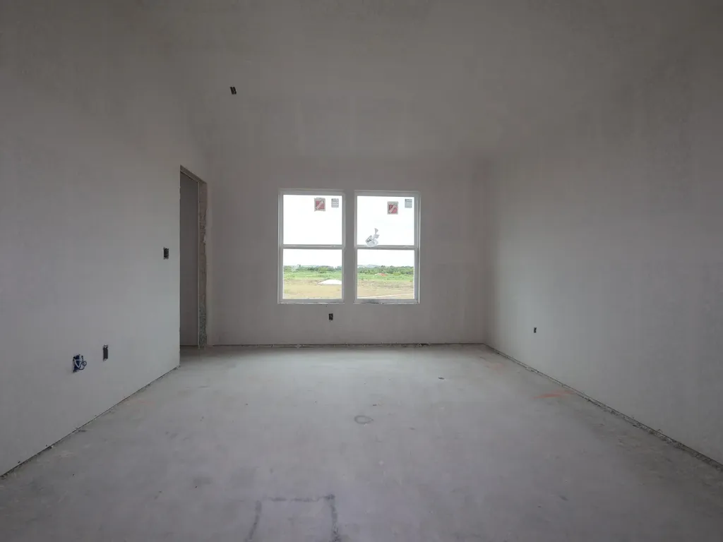 12400 Setting Peak Lane Buda TX 78610