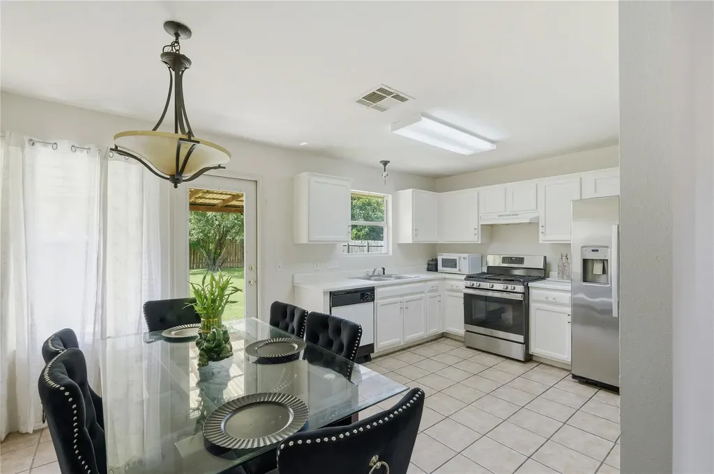 310 Raintree Drive Georgetown TX 78626