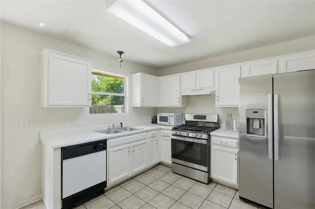 310 Raintree Drive Georgetown TX 78626