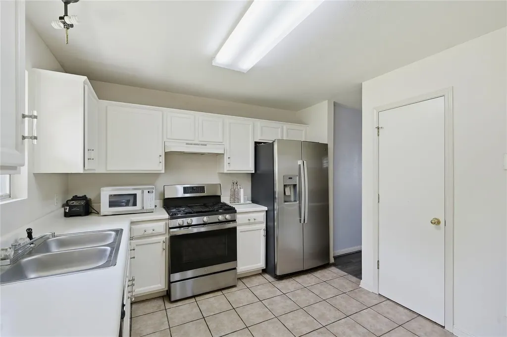 310 Raintree Drive Georgetown TX 78626