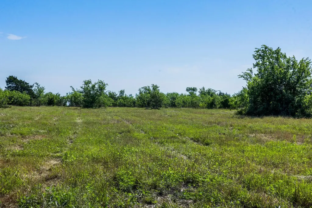 Tract 2 Tbd Lcr 392 Groesbeck TX 76642