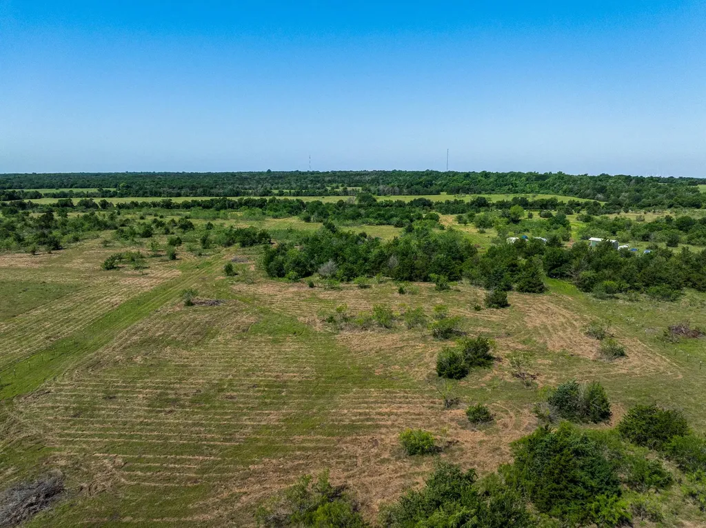 Tract 2 Tbd Lcr 392 Groesbeck TX 76642