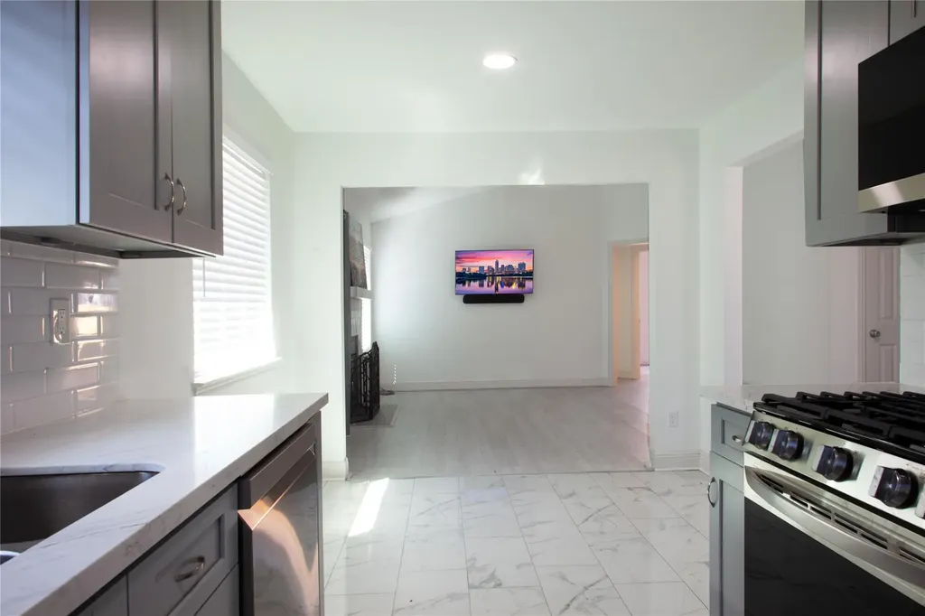 11614 Pearwood Place Austin TX 78758