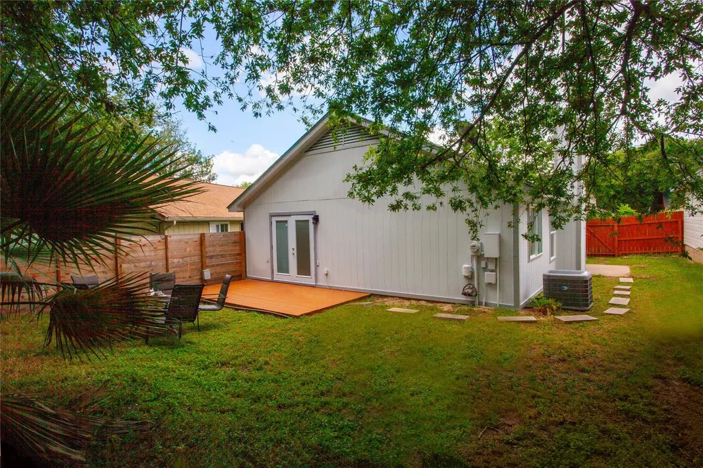 11614 Pearwood Place Austin TX 78758