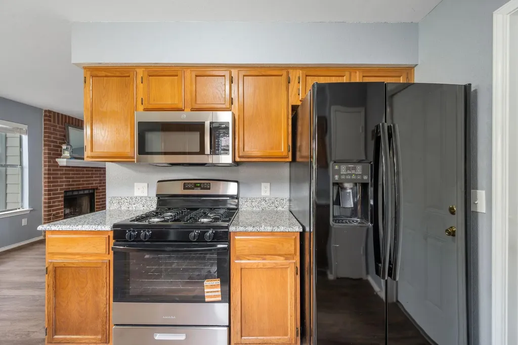 13812 Lothian Drive Pflugerville TX 78660