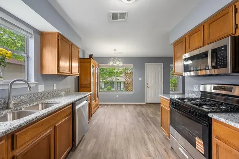 13812 Lothian Drive Pflugerville TX 78660