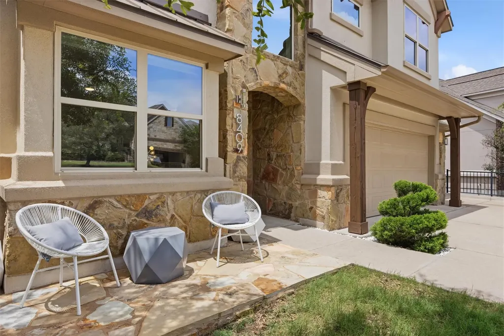 8409 Evelina Trail Austin TX 78737