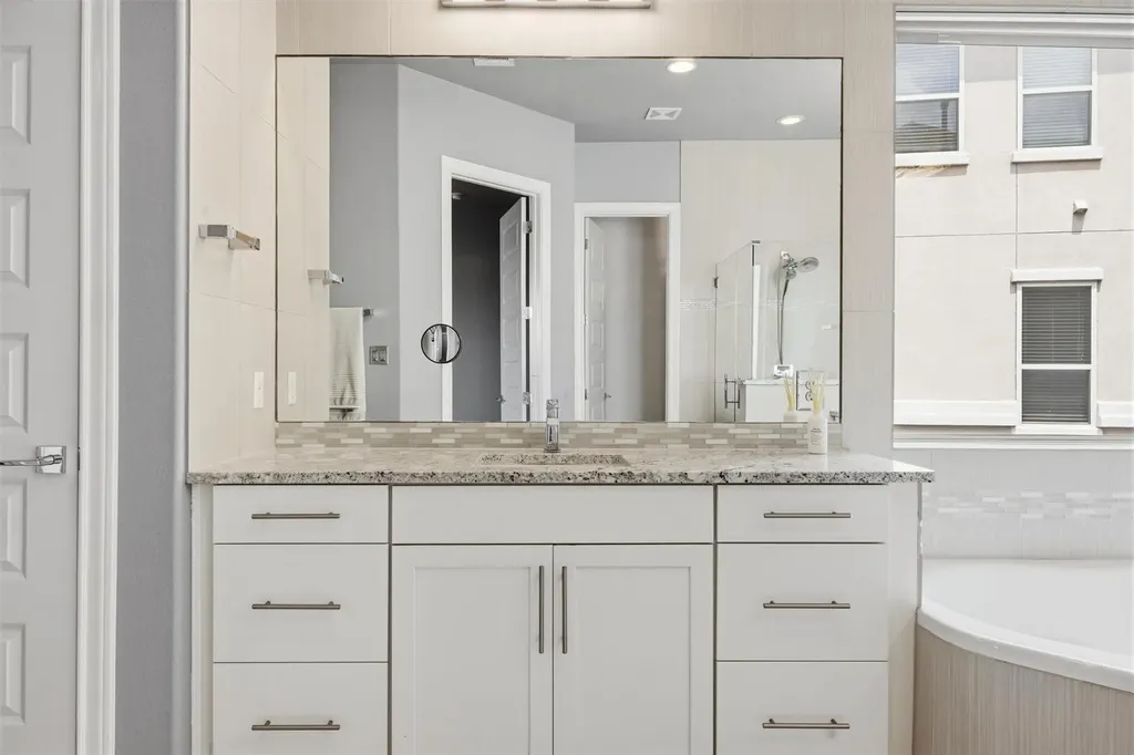 8409 Evelina Trail Austin TX 78737