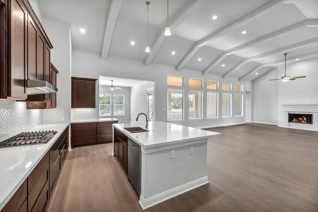 280 Wellborn Road Liberty Hill TX 78642