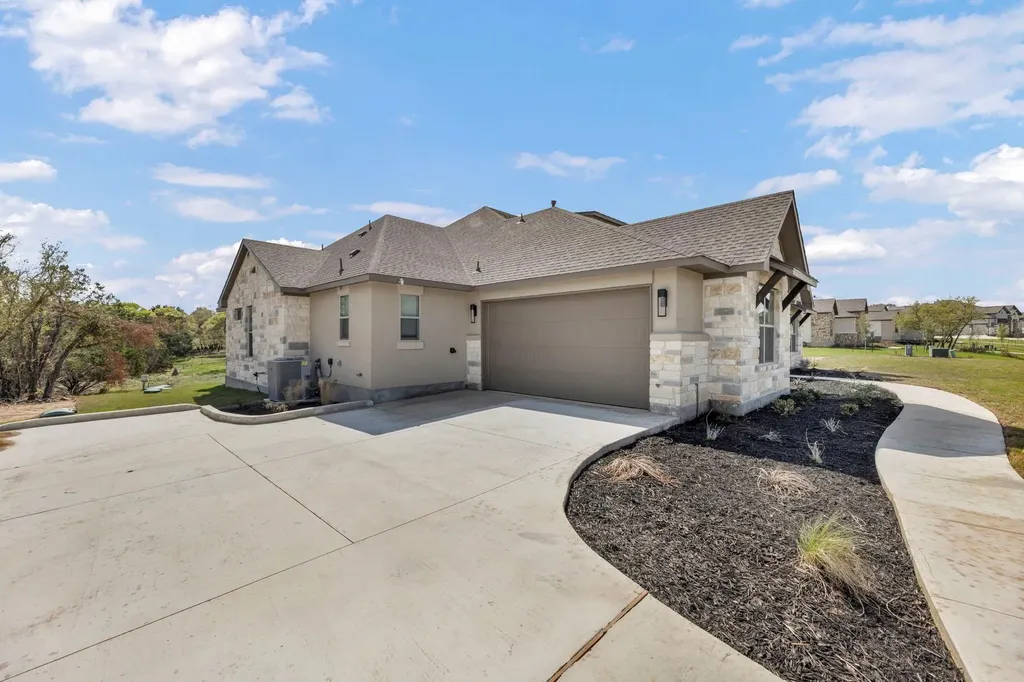 280 Wellborn Road Liberty Hill TX 78642