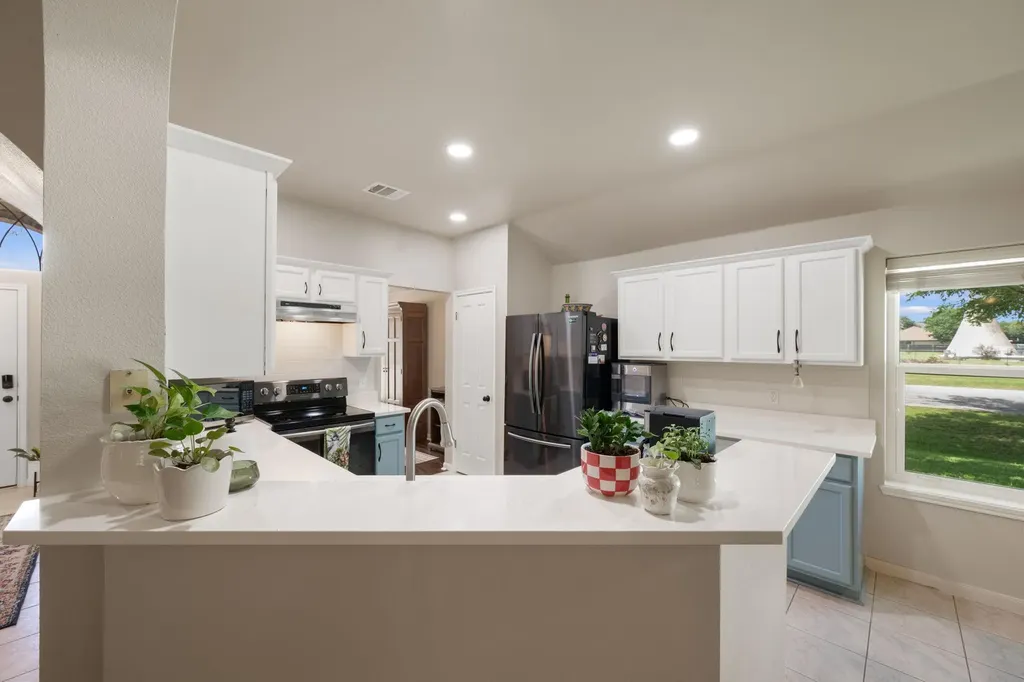 603 Prickly Pear Pass Buda TX 78610